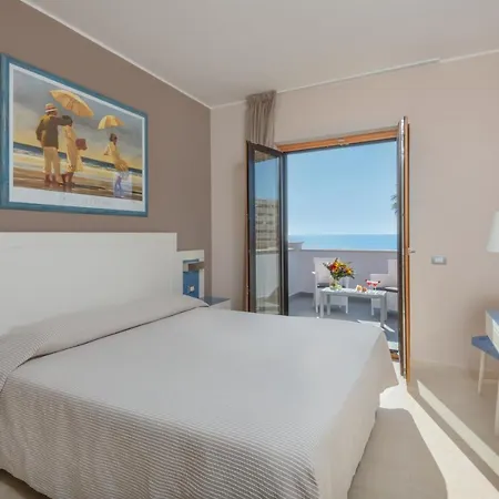 Hotel Mareluna Castellabate