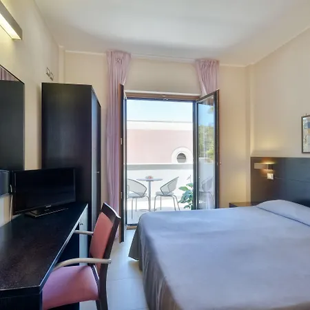 Hotel Mareluna Castellabate