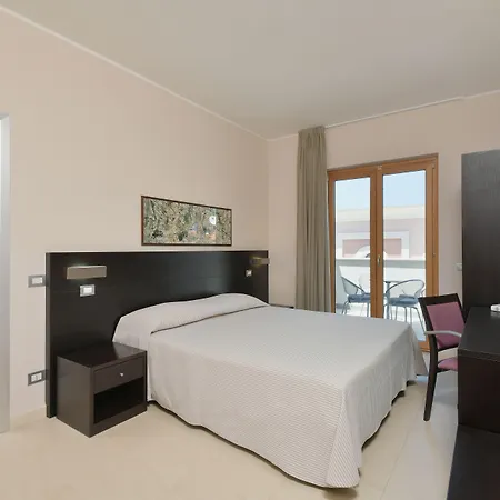 Mareluna Hotel 4*