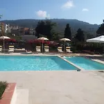 Hotel Mareluna